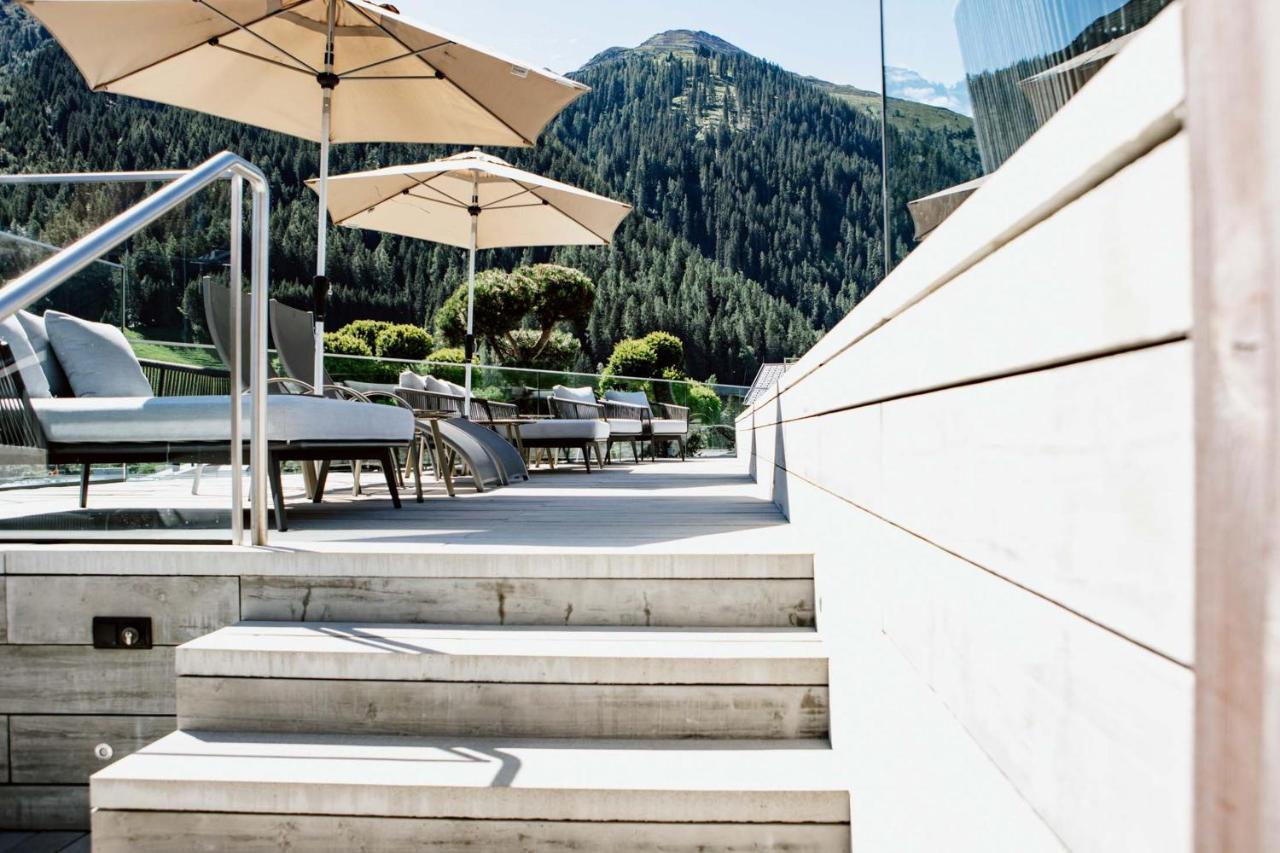 Hotel Arlmont 4 Stern Superior Sankt Anton am Arlberg Ngoại thất bức ảnh
