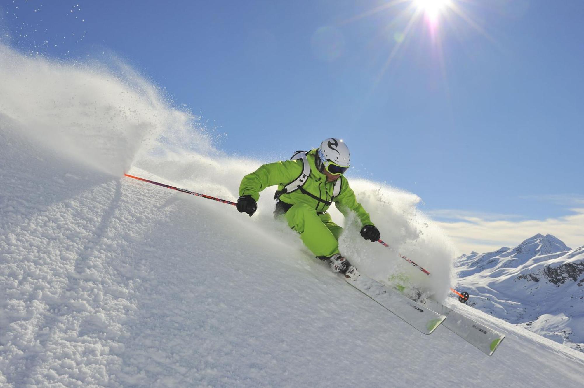 Hotel Arlmont 4 Stern Superior Sankt Anton am Arlberg Ngoại thất bức ảnh